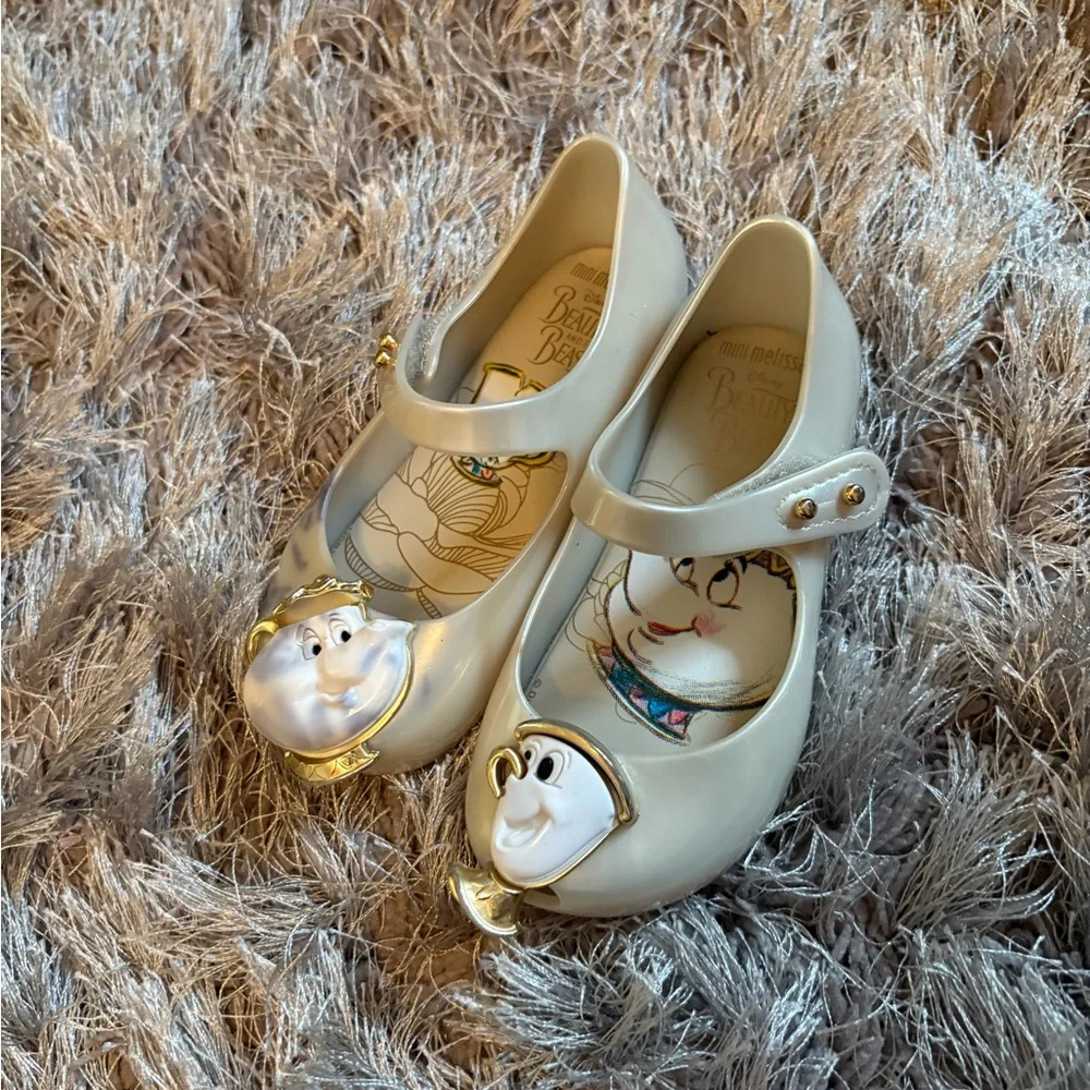 Mini Melissa Cream Dress Shoes with Cat Design